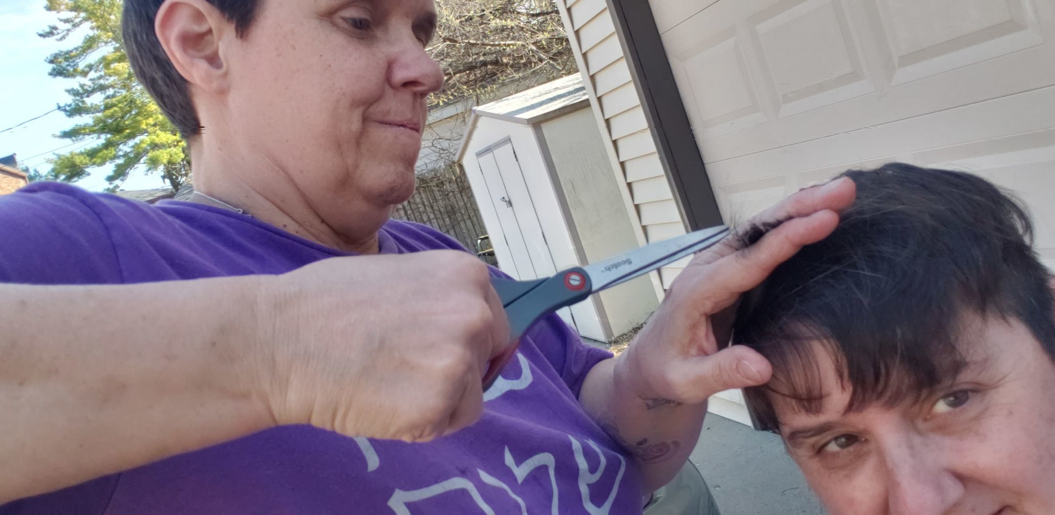 HOME HAIR CUTS